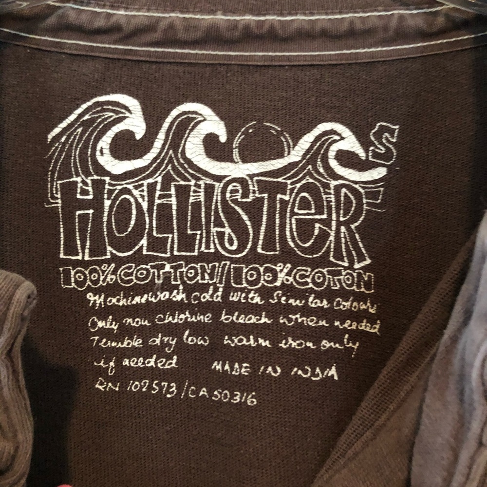 Hollister Mens long sleeve shirt